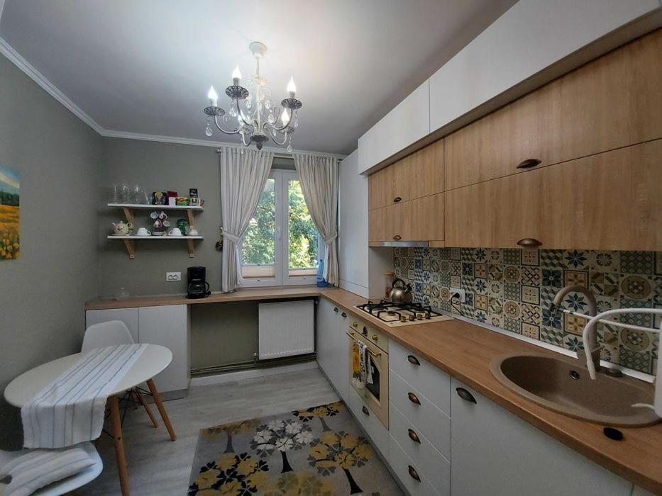 Apartament Marasesti Питещ Екстериор снимка
